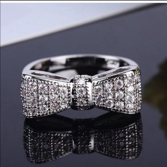 .925 Sterling Silver White Sapphire Bow Ring - Picture 7 of 7